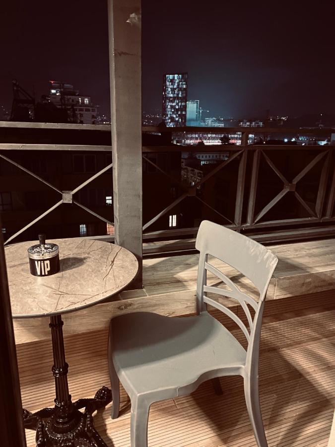 Deluxe Rooms In Blloku Area ティラナ エクステリア 写真