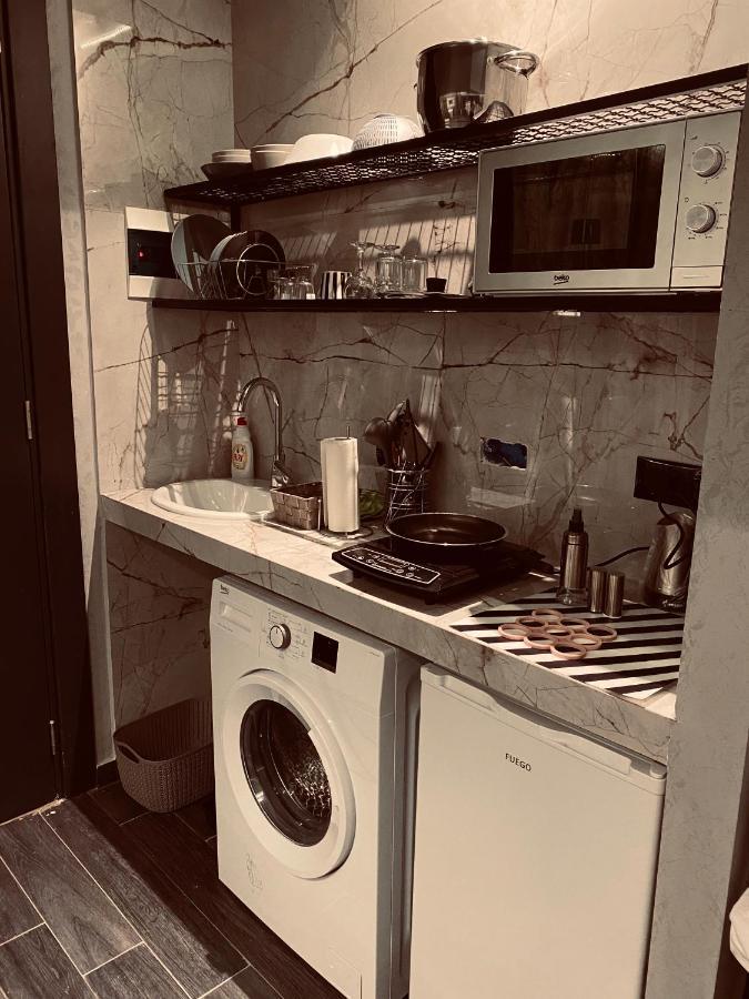 Deluxe Rooms In Blloku Area ティラナ エクステリア 写真